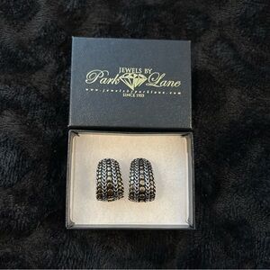Jewels by Park Lane ‘Entourage’ Pierced Earrings